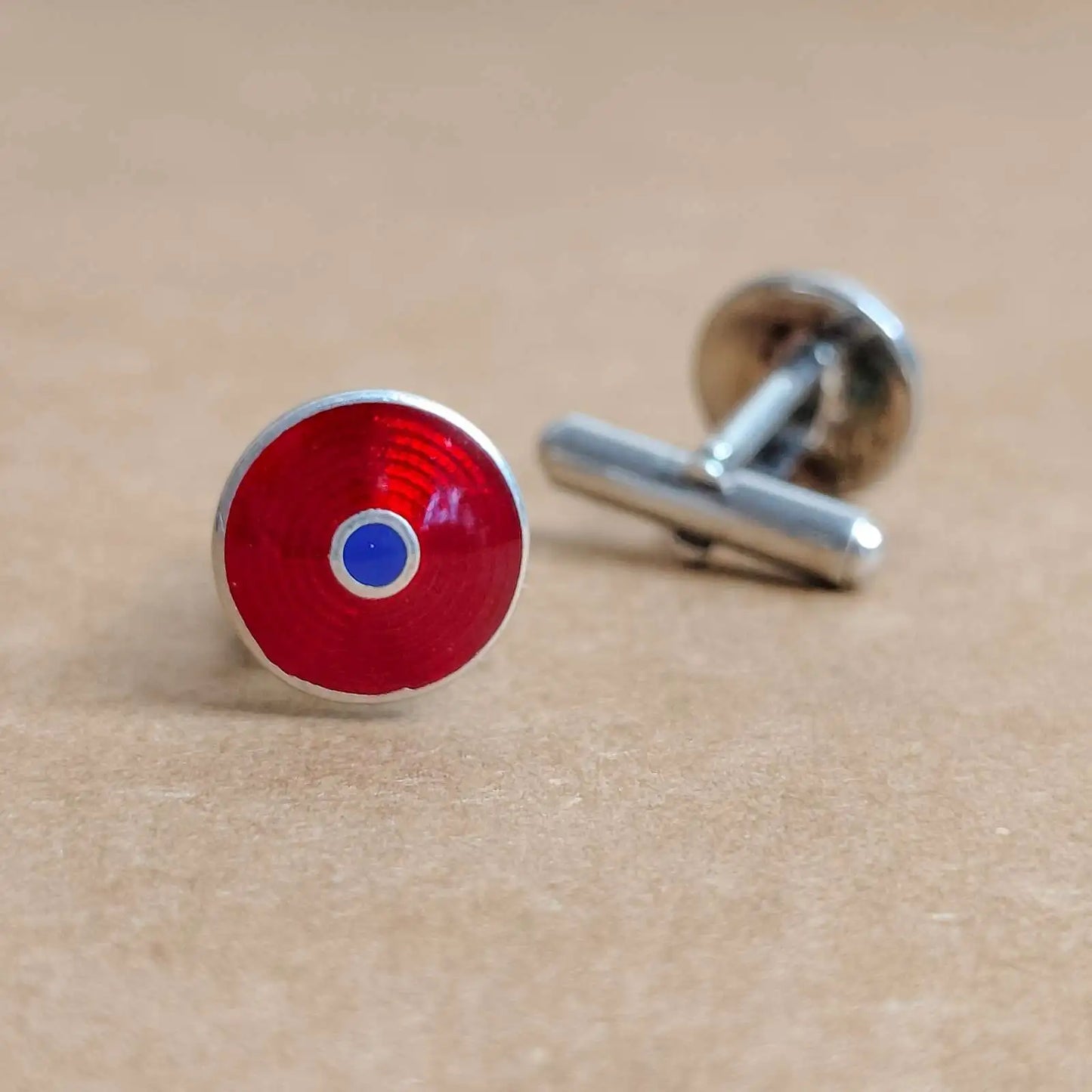 Boardroom Ready Cufflink Look For Men