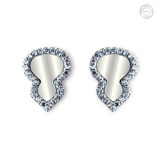 Chic Stud Earrings