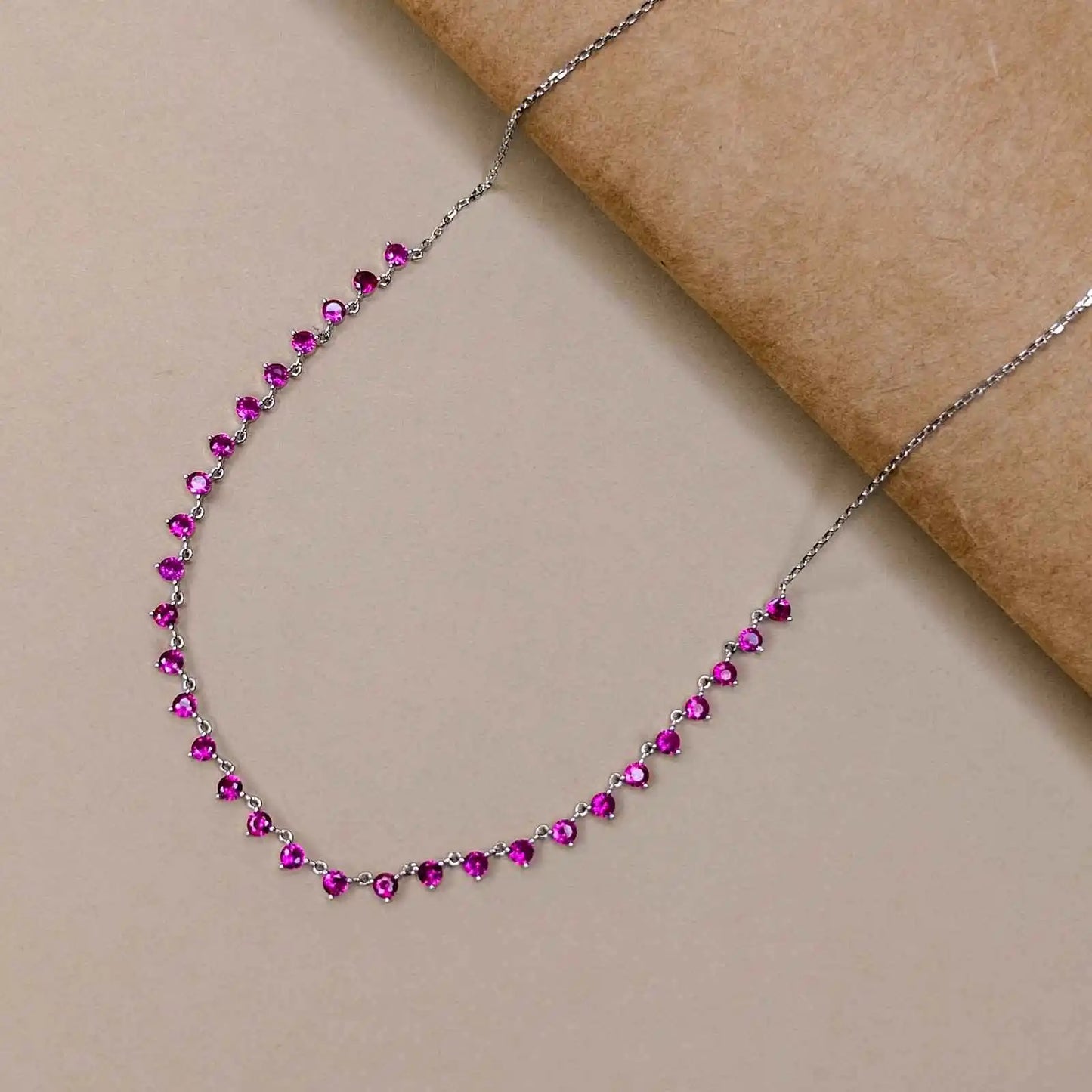 Travel Story Bae Chain