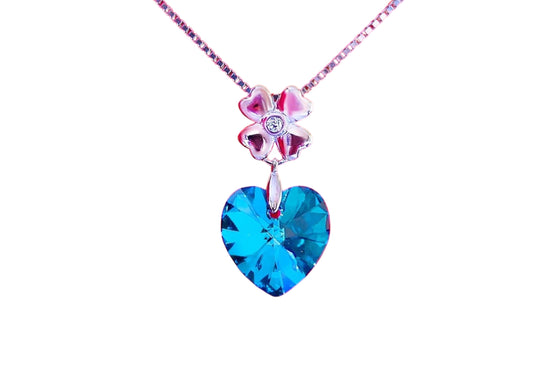Chic Silver Heart Crystal Pendant
