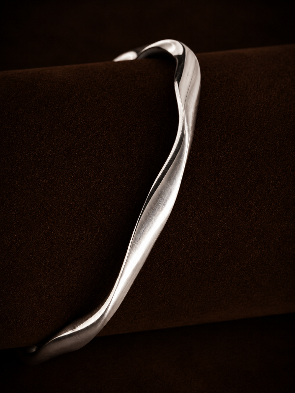 Handmade 925 Silver Hammered Bangle