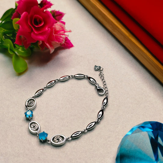 Weekend Escape Bracelet