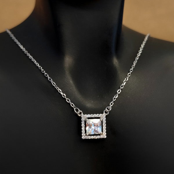 Elegance Bloom Necklace