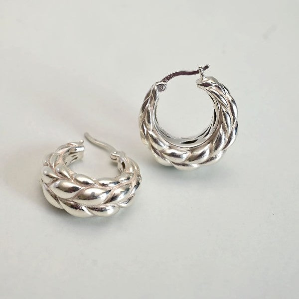 Luna Drops Earring